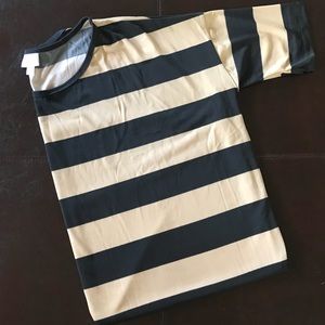 **LIKE NEW** Black/Tan Striped LuLaRoe Irma
